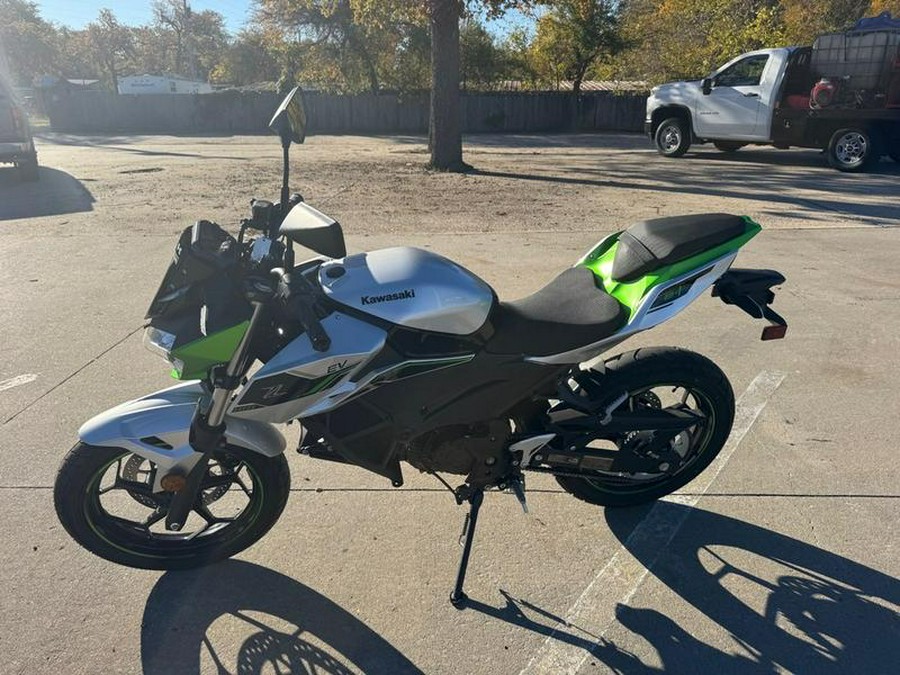 2024 Kawasaki Z e-1 ABS