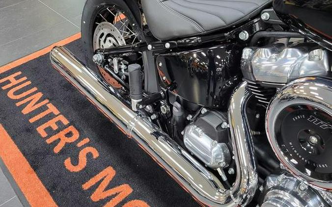 2025 Harley-Davidson® FXBB - Street Bob®