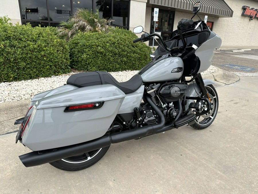 2025 Harley-Davidson Road Glide Billiard Gray