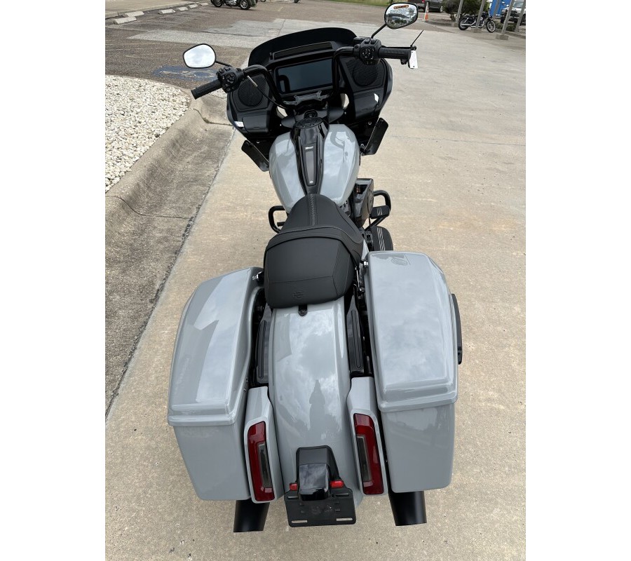 2025 Harley-Davidson Road Glide Billiard Gray