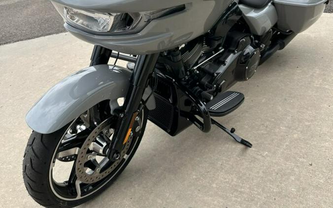 2025 Harley-Davidson Road Glide Billiard Gray