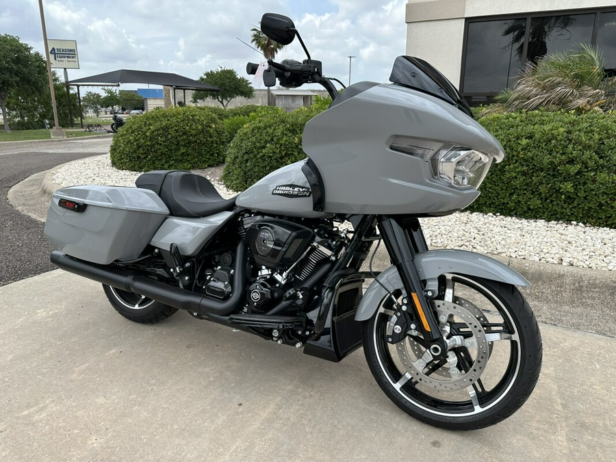 2025 Harley-Davidson Road Glide Billiard Gray