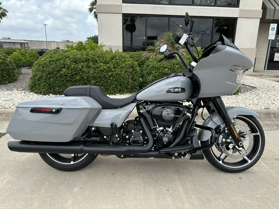 2025 Harley-Davidson Road Glide Billiard Gray