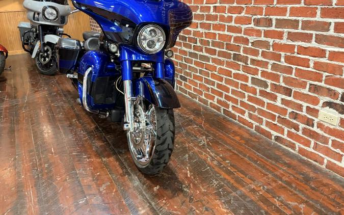 FLHXSE 2017 CVO Street Glide