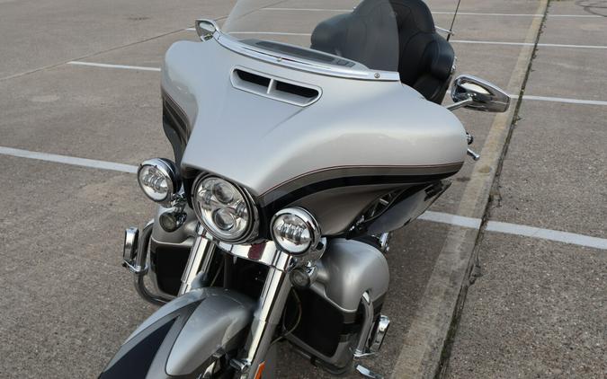 2017 Harley-Davidson CVO Limited