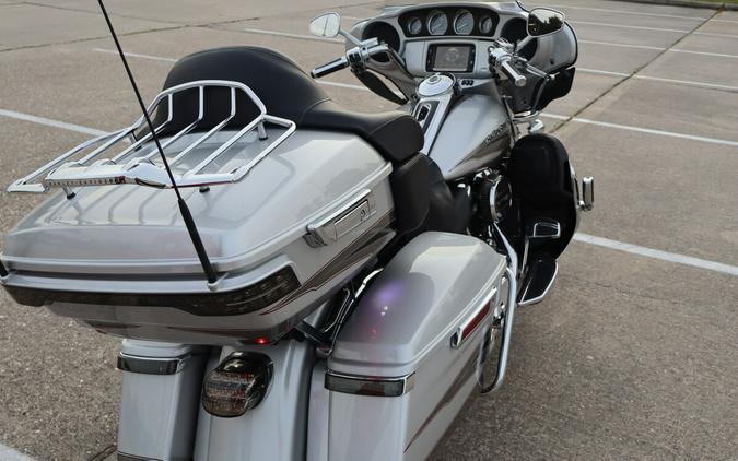 2017 Harley-Davidson CVO Limited