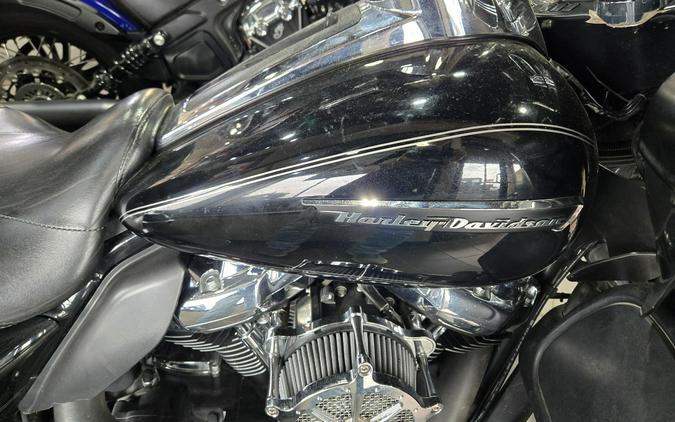 2017 HARLEY ROAD GLIDE ULTRA LIMITED