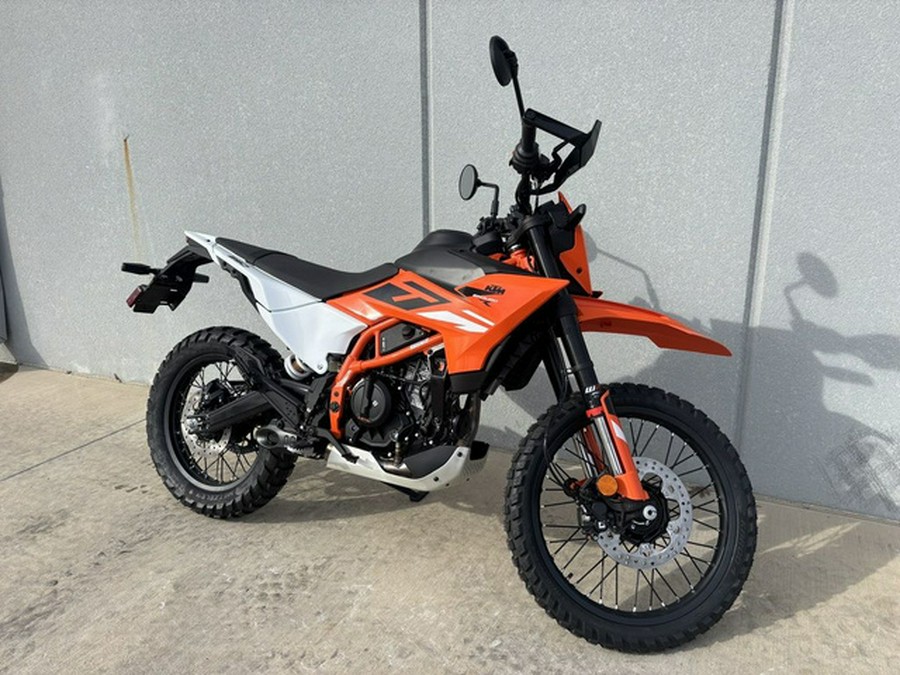 2026 KTM Enduro 390 R