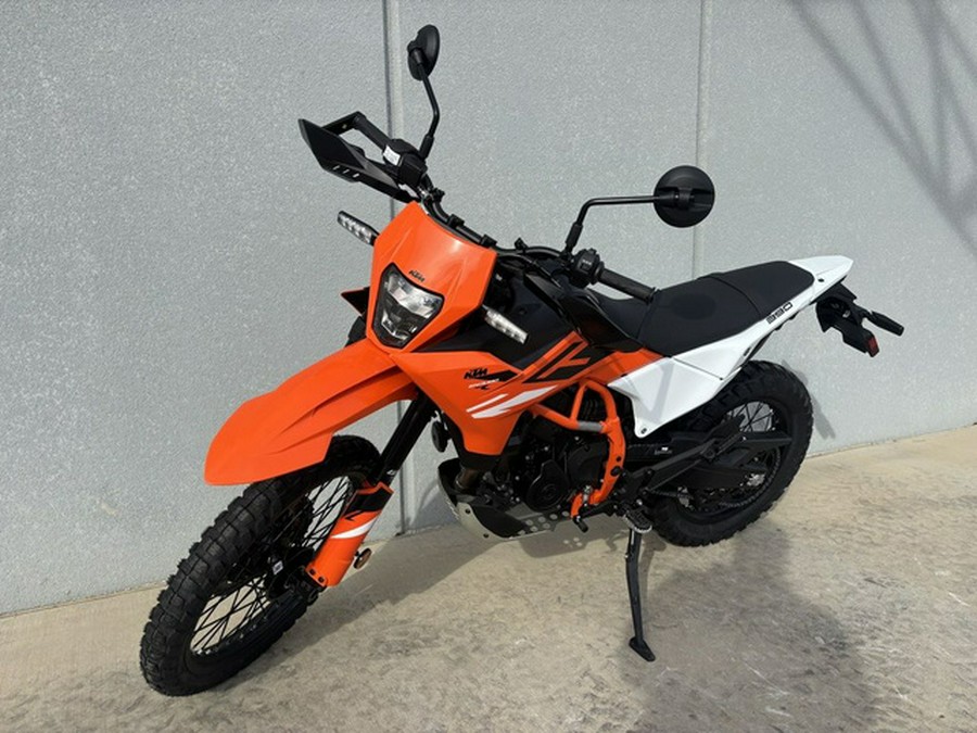2026 KTM Enduro 390 R