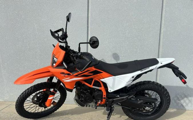 2026 KTM Enduro 390 R