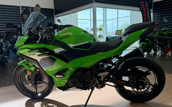 2026 Kawasaki Ninja® 500 SE ABS