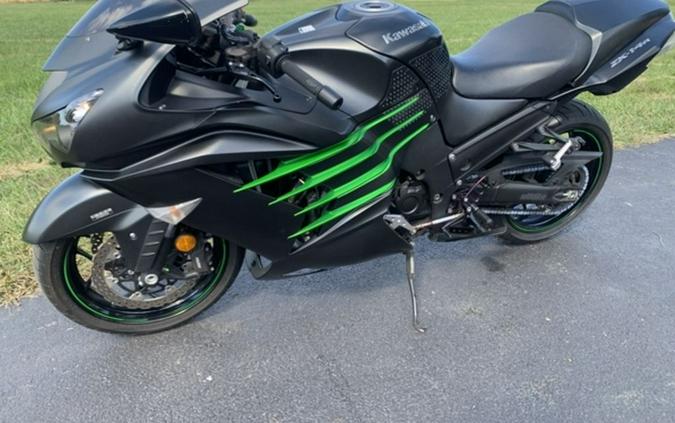 2015 Kawasaki Ninja® ZX™-14R ABS