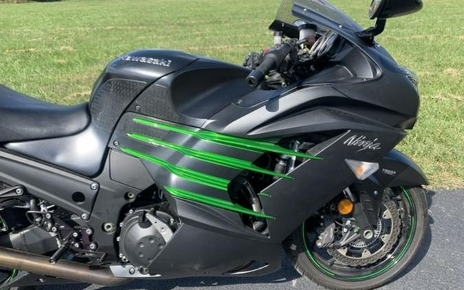 2015 Kawasaki Ninja® ZX™-14R ABS