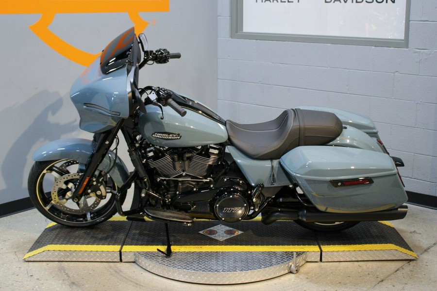 2024 Harley-Davidson Street Glide Grand American Touring FLHX