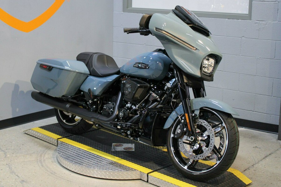 2024 Harley-Davidson Street Glide Grand American Touring FLHX