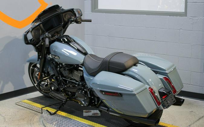 2024 Harley-Davidson Street Glide Grand American Touring FLHX