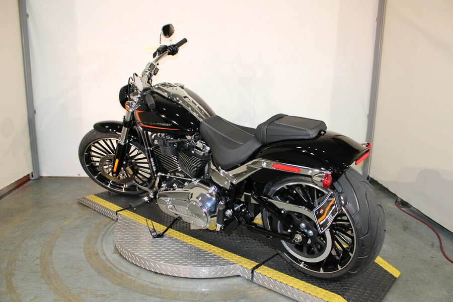 New 2024 Harley-Davidson Breakout 117 Cruiser FXBR Motorcycle For Sale In Miami, Florida