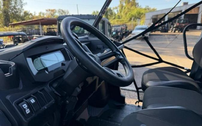 2025 Can-Am® Defender MAX Lone Star HD10