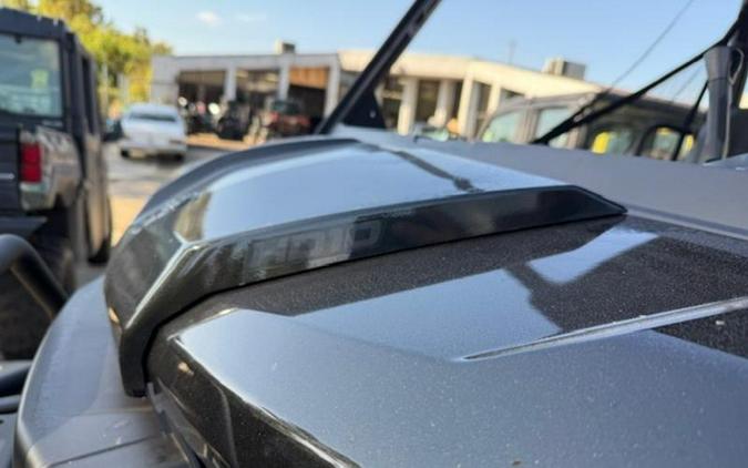 2025 Can-Am® Defender MAX Lone Star HD10