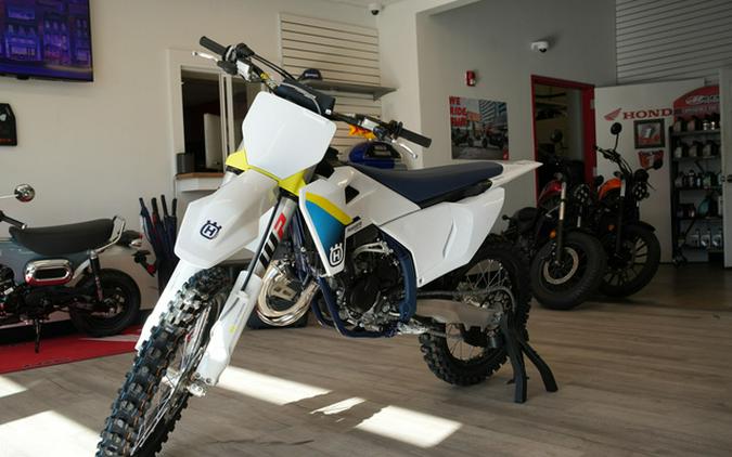 2025 Husqvarna Motorcycles TC 125