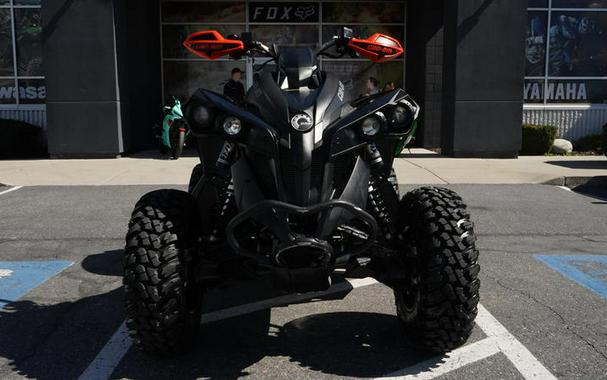 2019 Can-Am® Renegade® X® xc 1000R Timeless Black