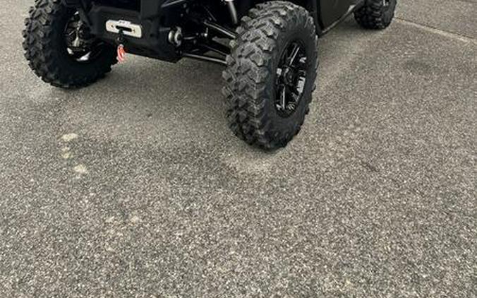2026 Can-Am® Defender Limited HD11