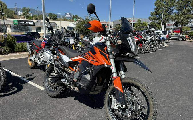 2019 KTM 790 Adventure Black / Orange