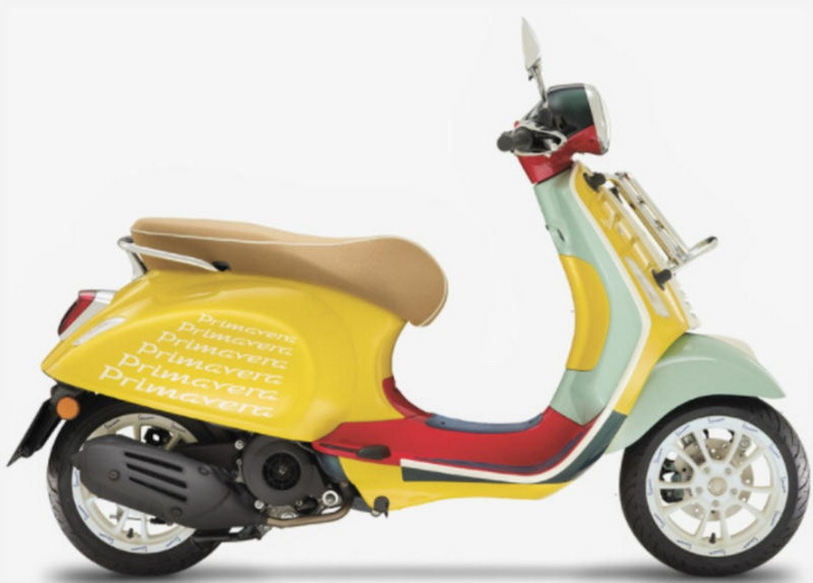 2021 Vespa PRIMAVERA 150 SEAN WOTHERSPOON