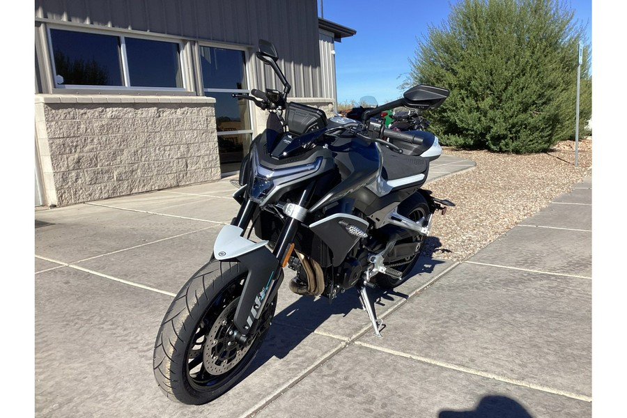 2026 CFMOTO NK 800