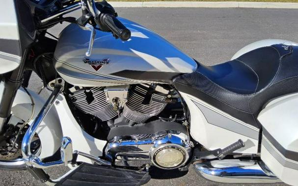 2016 Victory Motorcycles® Magnum® Suede Pearl White with Black & Silver