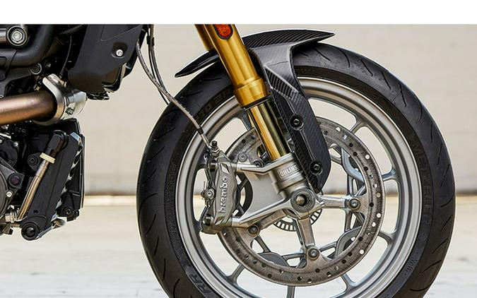 2023 Indian FTR R Carbon