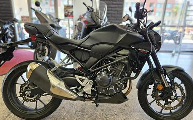 2025 Honda CB300R ABS