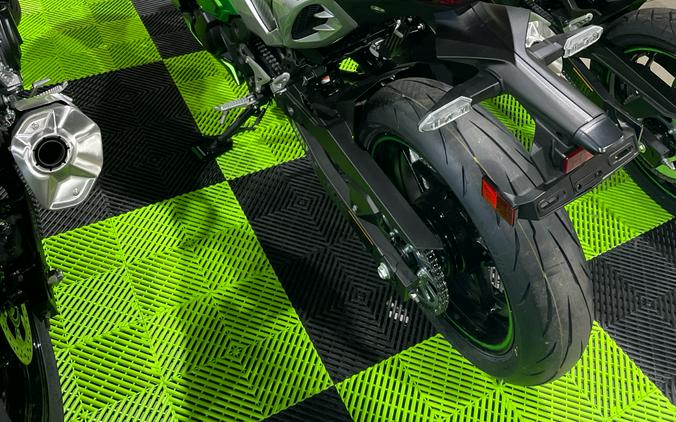 2024 Kawasaki Z7 Hybrid ABS