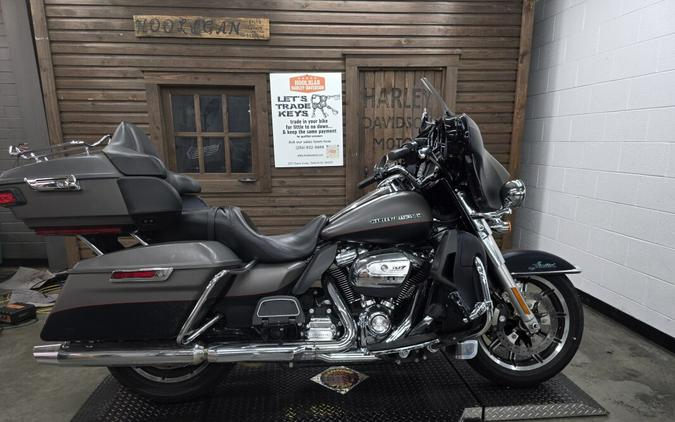 2018 Harley-Davidson® Ultra Limited INDGRYDNM/BLKDM W/PINSTRIPE