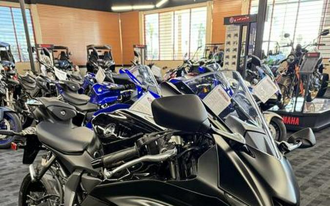 2025 Yamaha YZF-R7