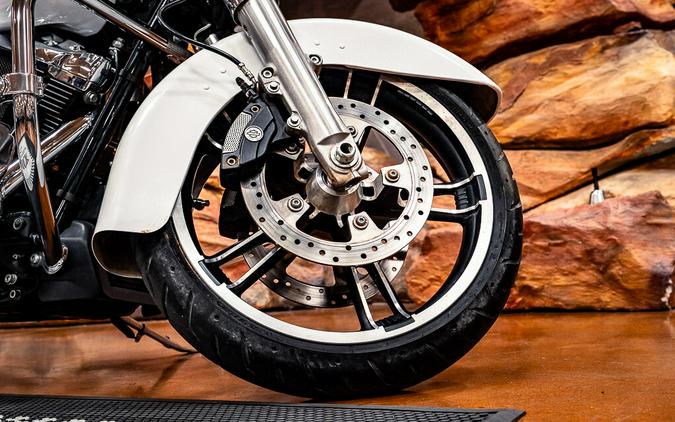 2017 Harley-Davidson Street Glide Special