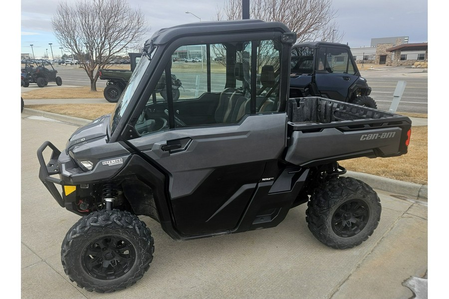 2022 Can-Am Defender Limited Gray
