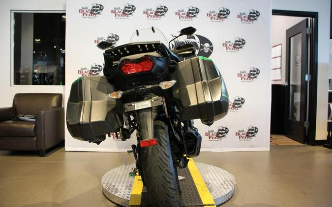 2023 Kawasaki Versys® 1000 SE LT+
