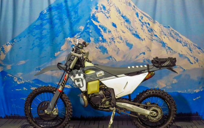 2024 Husqvarna TE 300