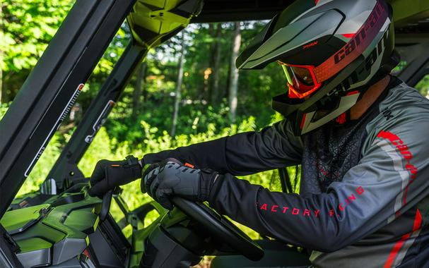 2027 Can-Am Defender XU PRO Limited