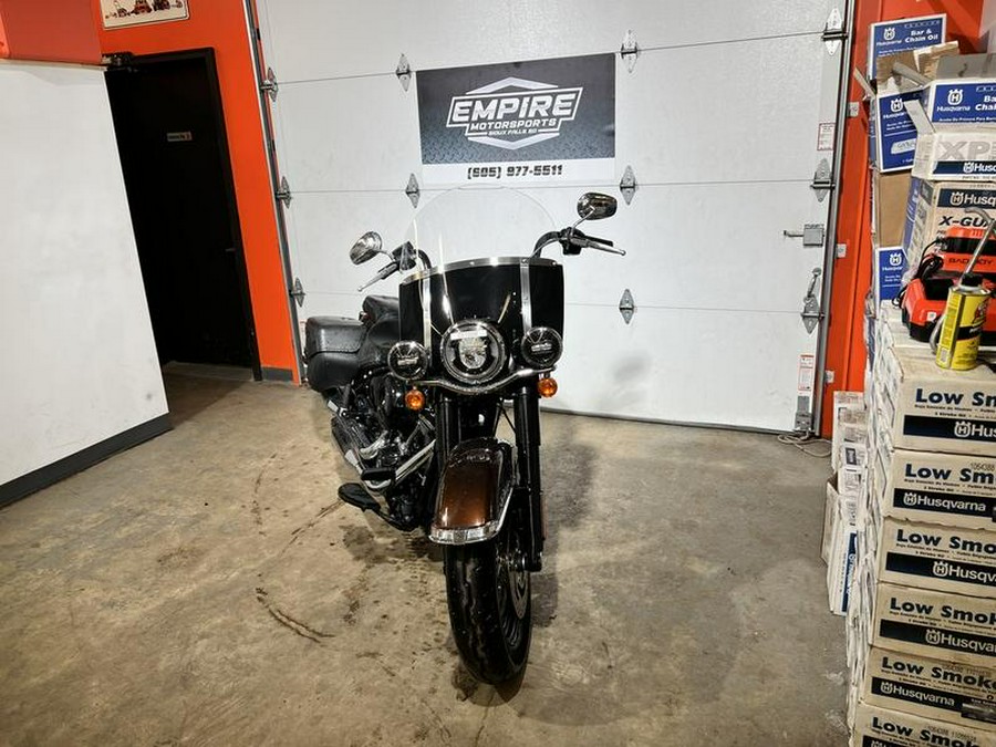 2019 Harley-Davidson® Softail Heritage Classic FLHC