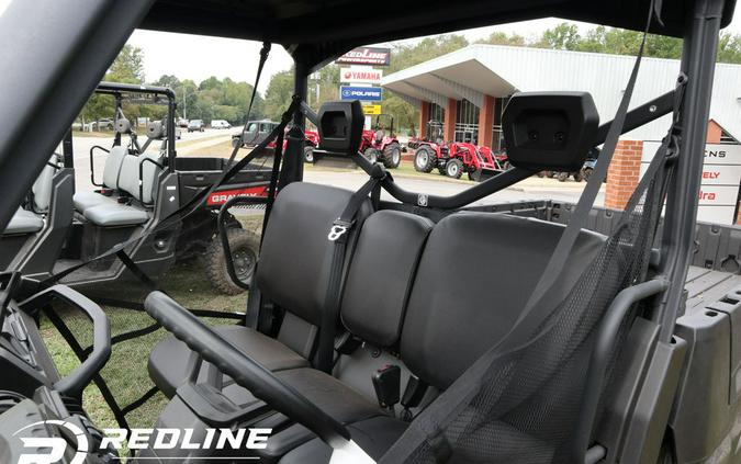 2023 Can-Am® Defender PRO DPS