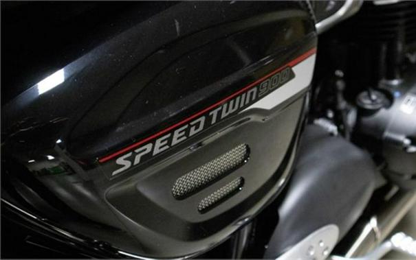 2023 Triumph Speed Twin 900 Chrome Edition Red Hopper