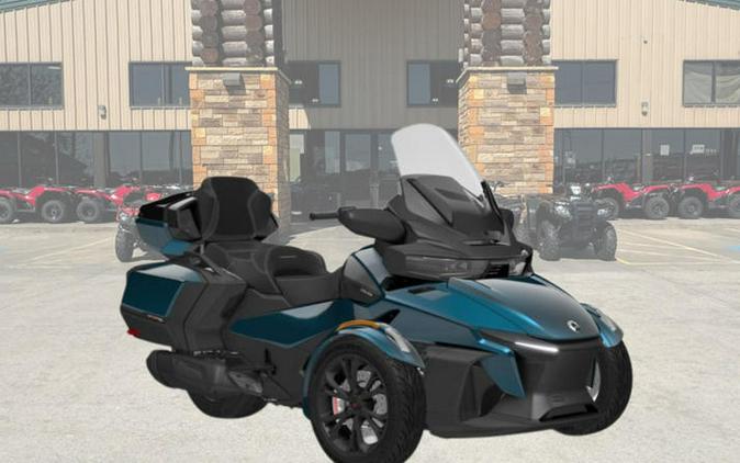 2024 Can-Am® Spyder RT Limited Dark Wheels