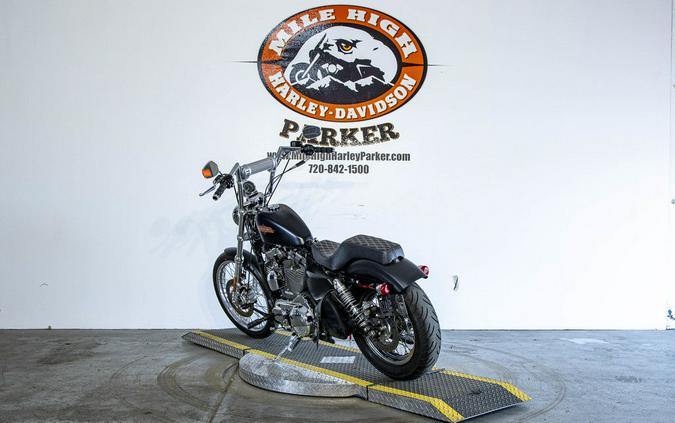 2016 Harley-Davidson® XL1200V - Sportster® Seventy-Two®