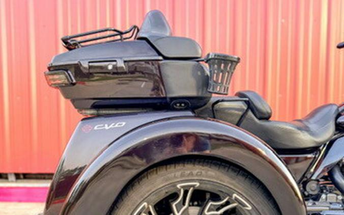 2021 Harley-Davidson® CVO™ Tri Glide®