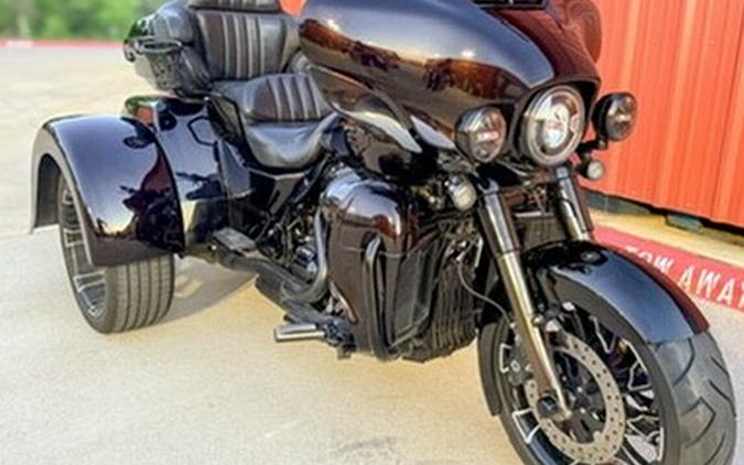 2021 Harley-Davidson® CVO™ Tri Glide®