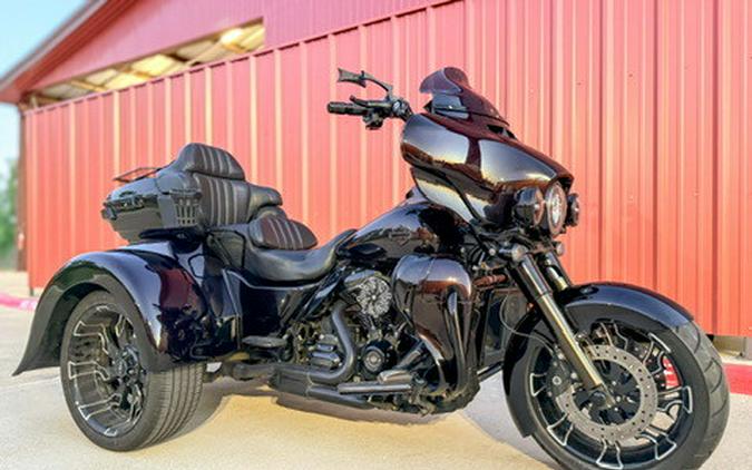 2021 Harley-Davidson® CVO™ Tri Glide®