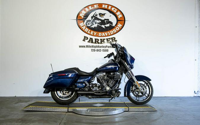 2014 Harley-Davidson® FLHX - Street Glide®