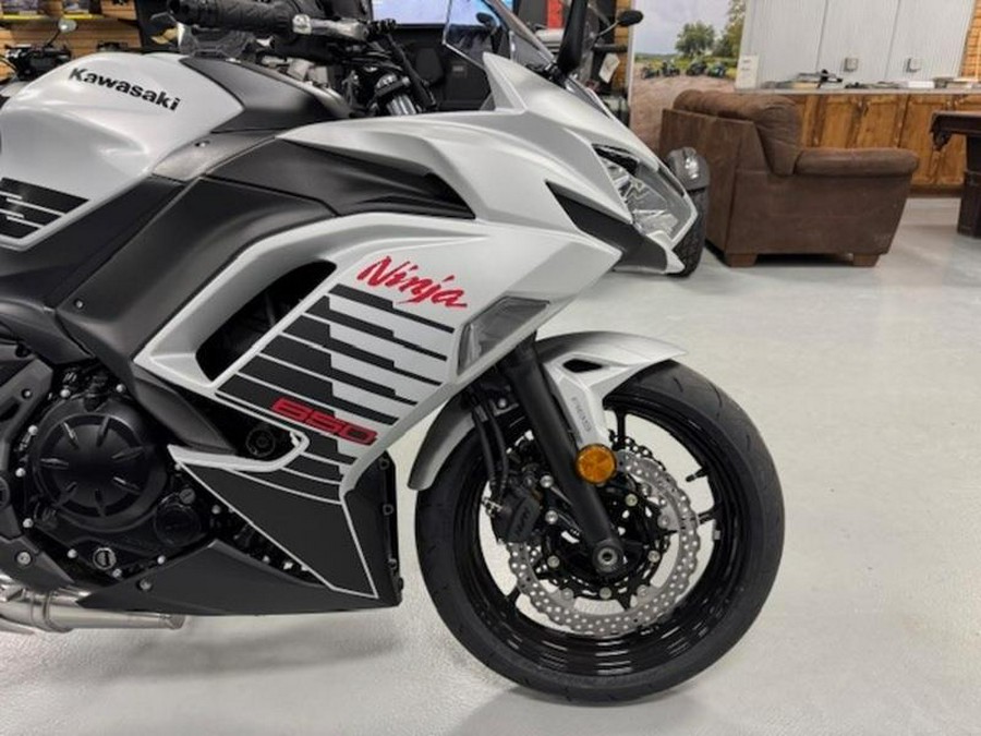 2026 Kawasaki Ninja® 650 ABS